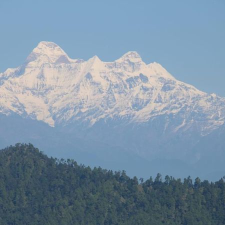 Khali Estate Otel Binsar Dış mekan fotoğraf